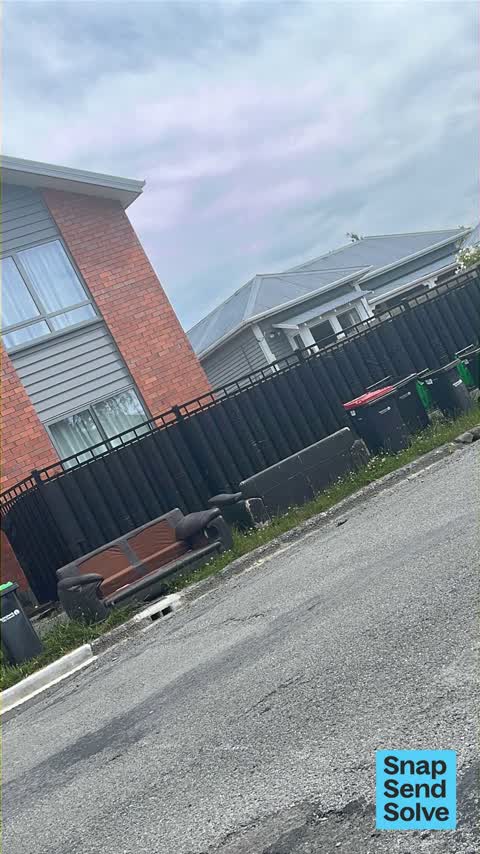 Dumped Rubbish, a report photo