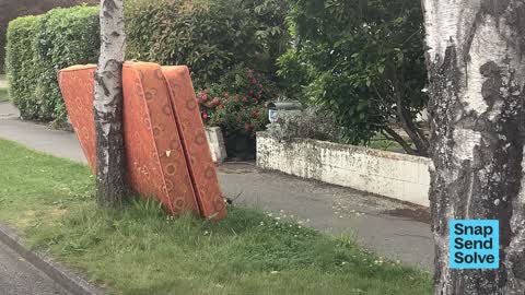 Dumped Rubbish, a report photo