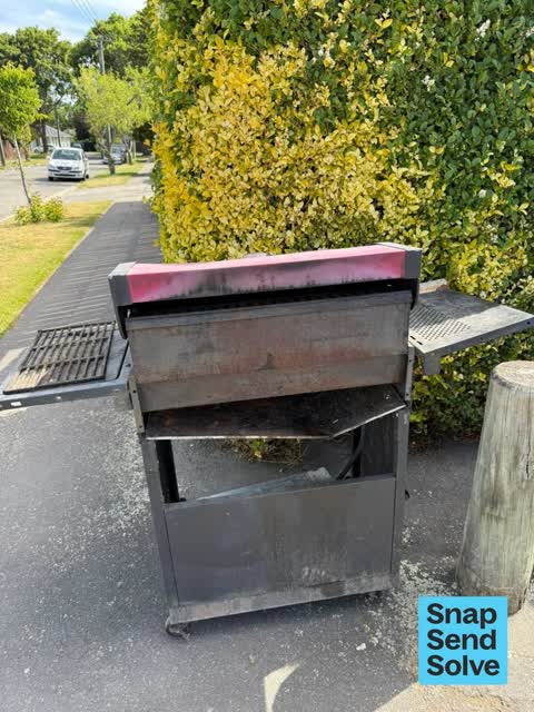 Dumped Rubbish, a report photo