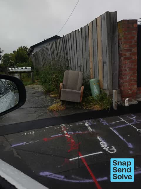 Dumped Rubbish — a report photo