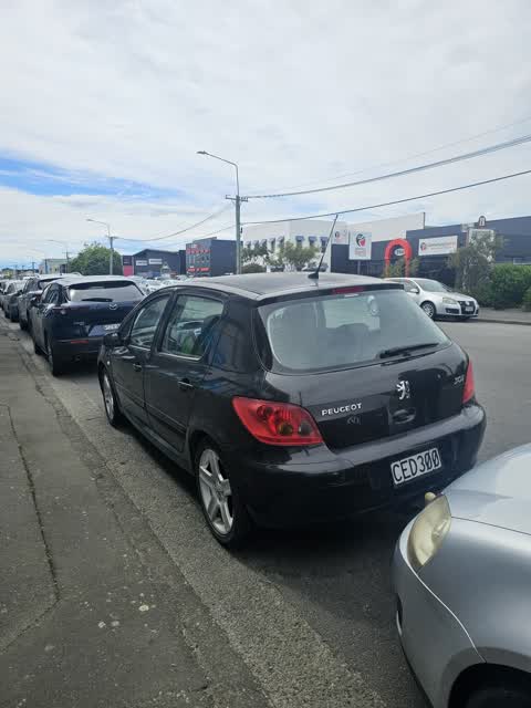 Abandoned Vehicle, a report photo