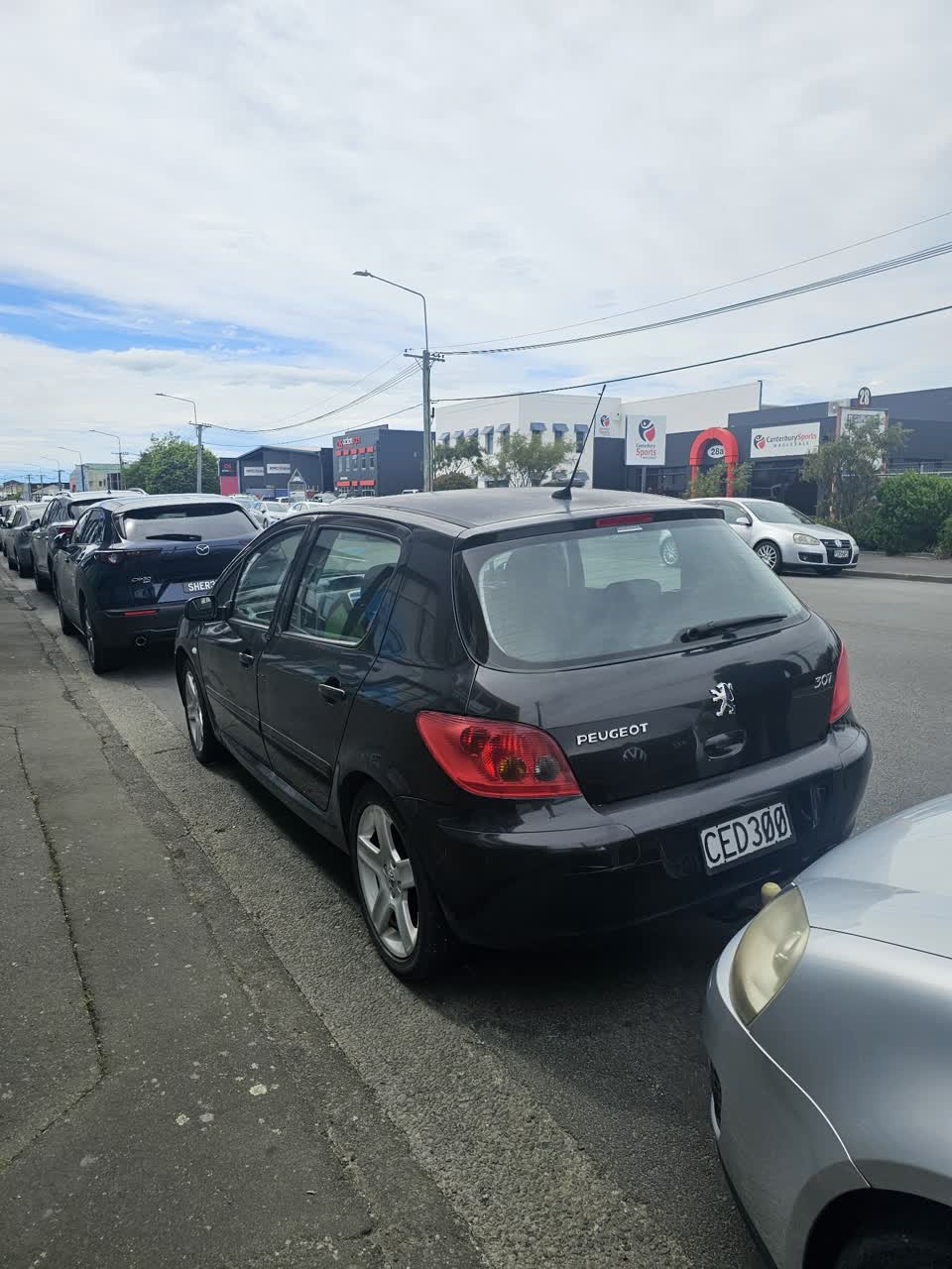 The photograph attached to this abandoned vehicle report