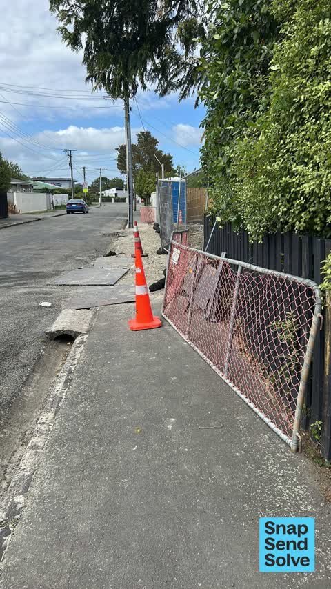 Pavement - Damaged, a report photo