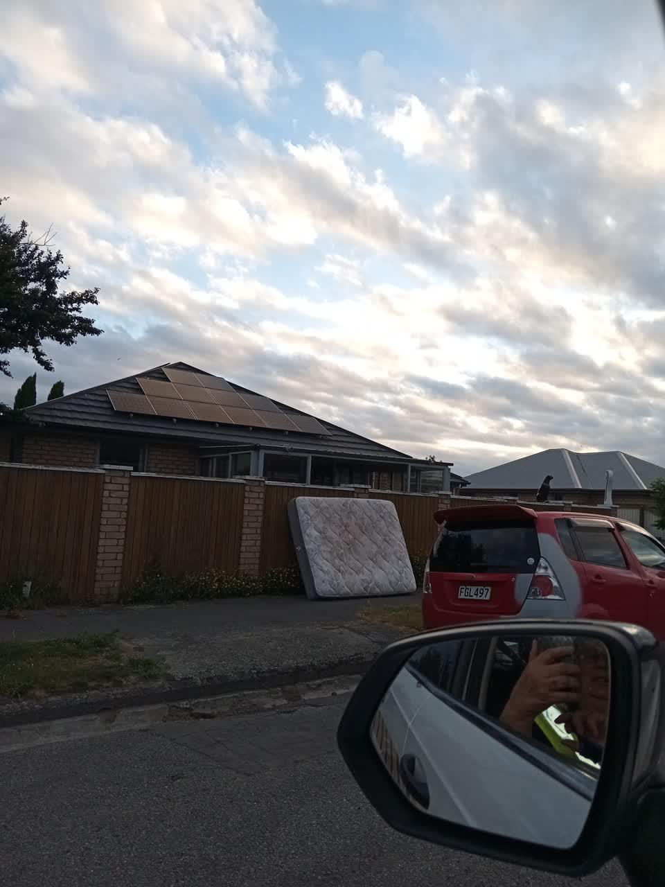 The photograph attached to this dumped rubbish report