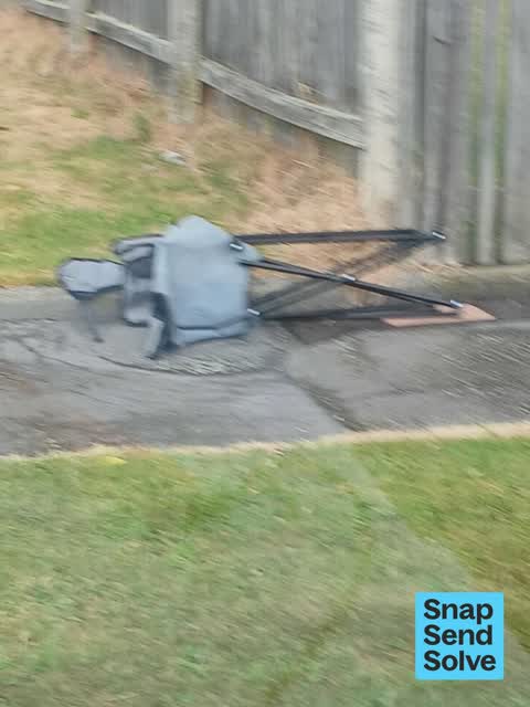 Dumped Rubbish, a report photo