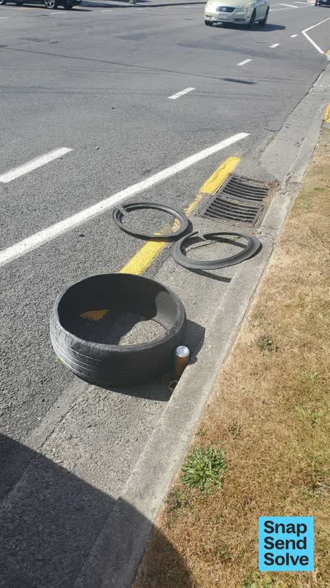Dumped Rubbish, a report photo
