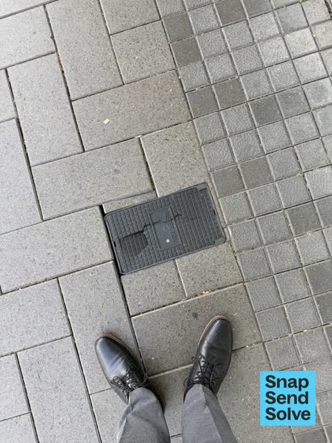 Pavement - Damaged, a report photo