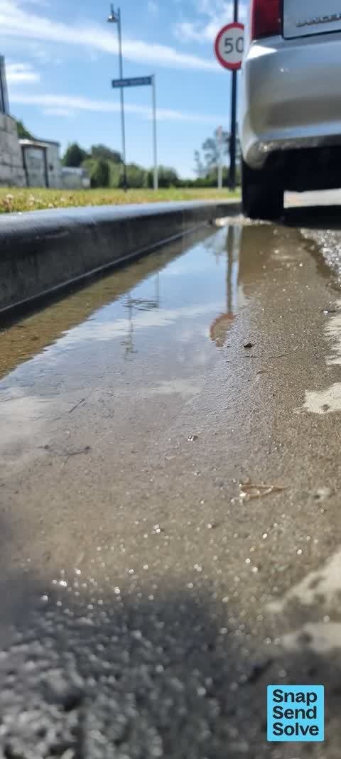 Street Gutters / Storm Water, a report photo