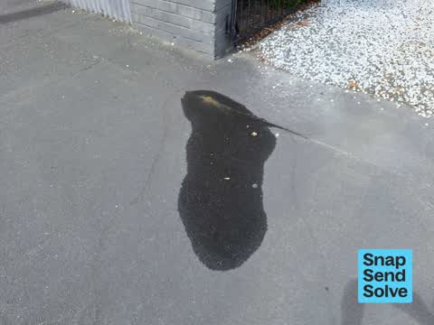 Water Leak, a report photo