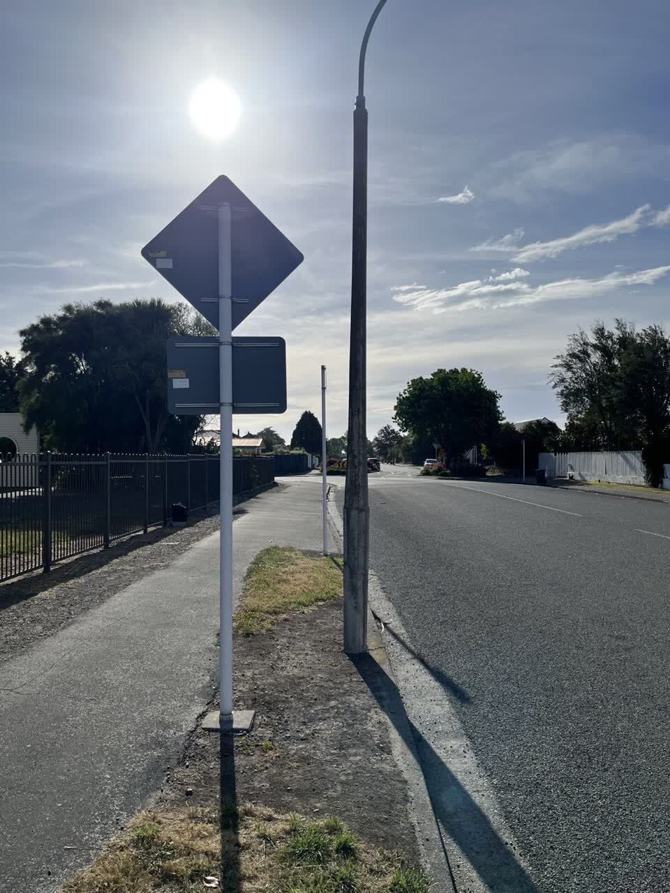 The photograph attached to this road signage report