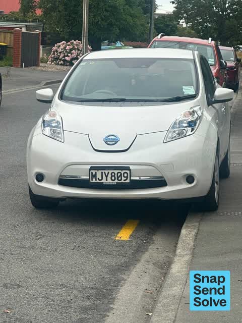 Hazard, vehicle, a report photo