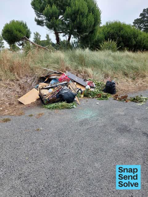 Dumped Rubbish — a report photo