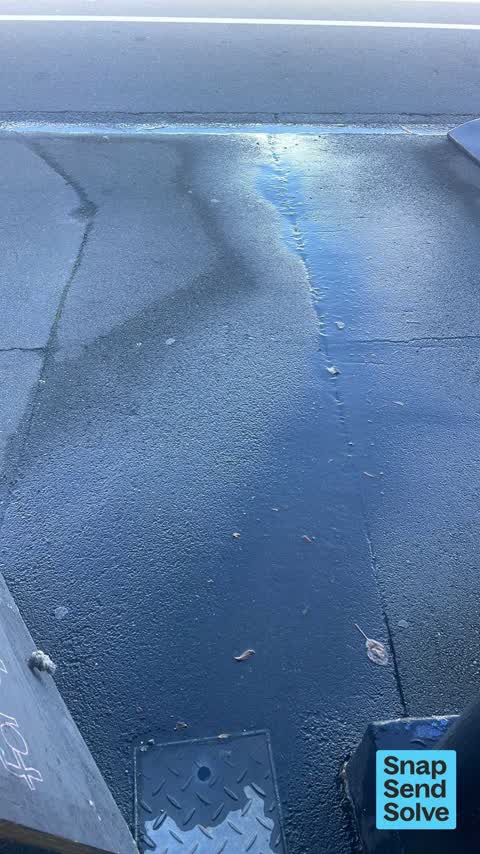 Water Leak, a report photo