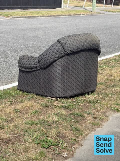 Dumped Rubbish, a report photo