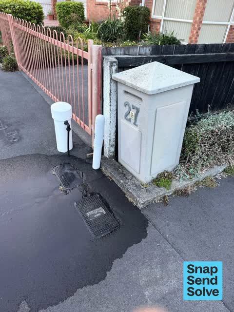 Water Leak, a report photo