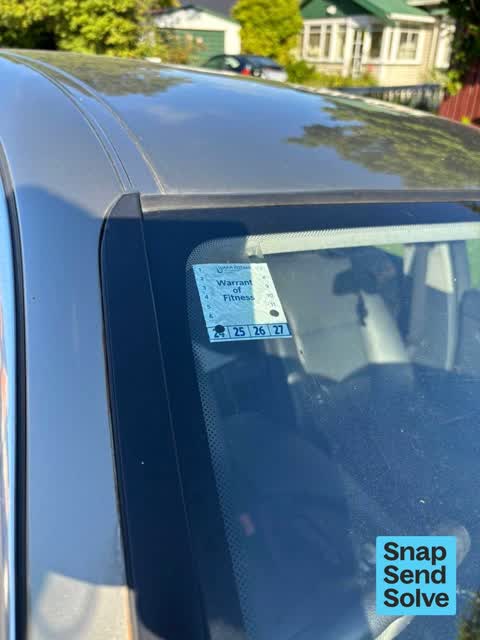 Abandoned Vehicle, a report photo