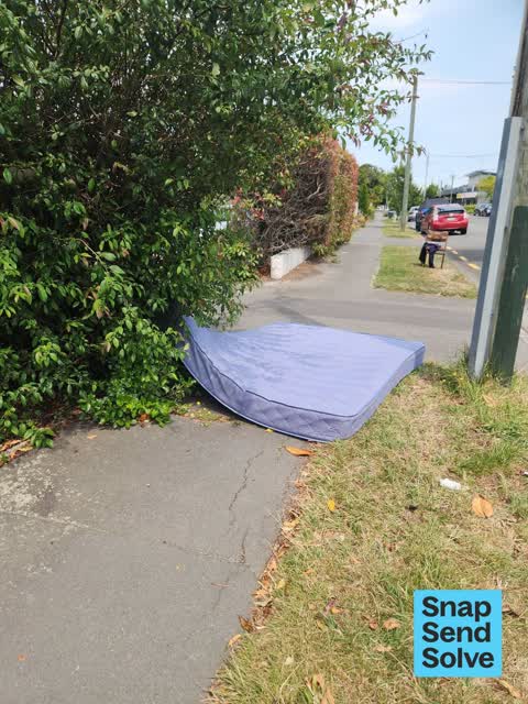 Dumped Rubbish — a report photo