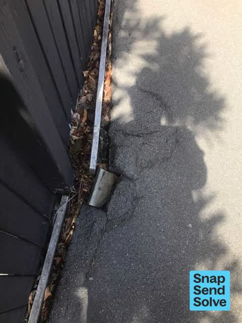 Pavement - Damaged, a report photo