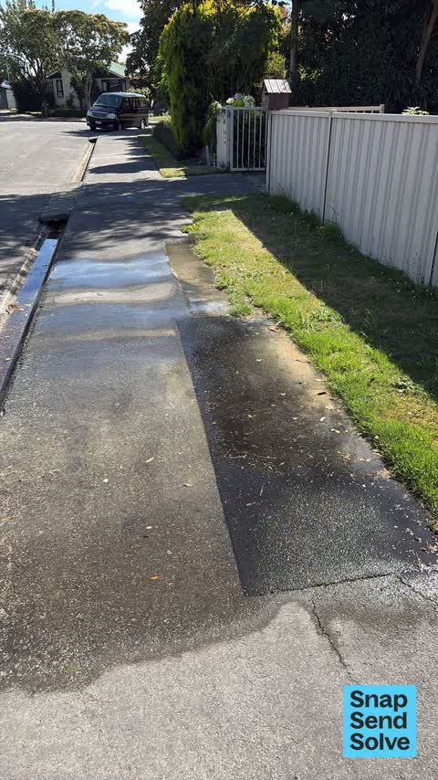 Water Leak, a report photo