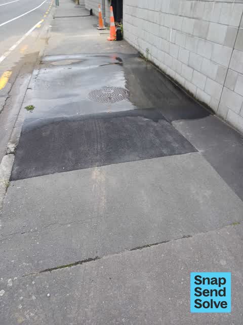 Water Leak, a report photo