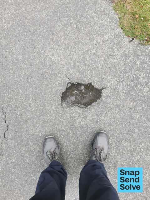 Pavement - Damaged, a report photo