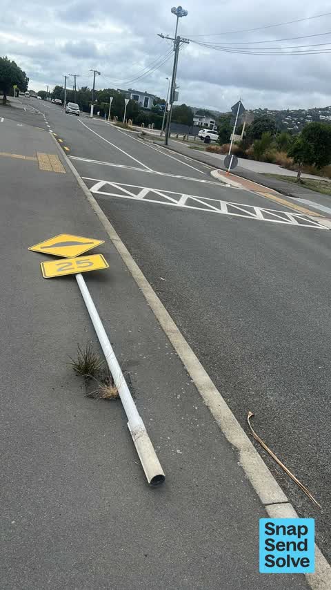 Damaged Street Sign — a report photo