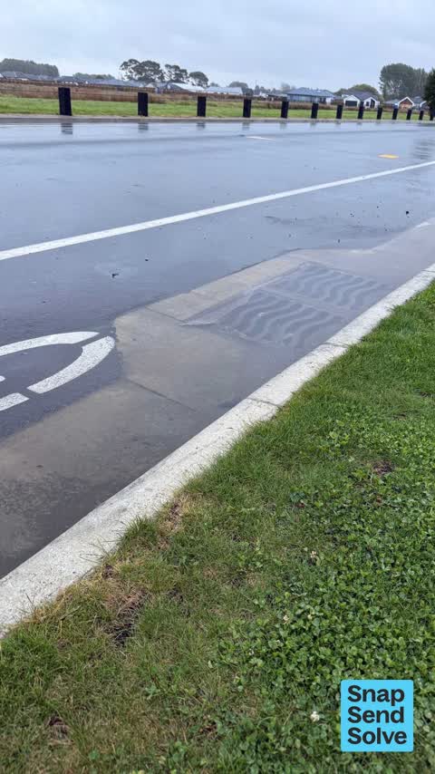 Street Gutters / Storm Water, a report photo