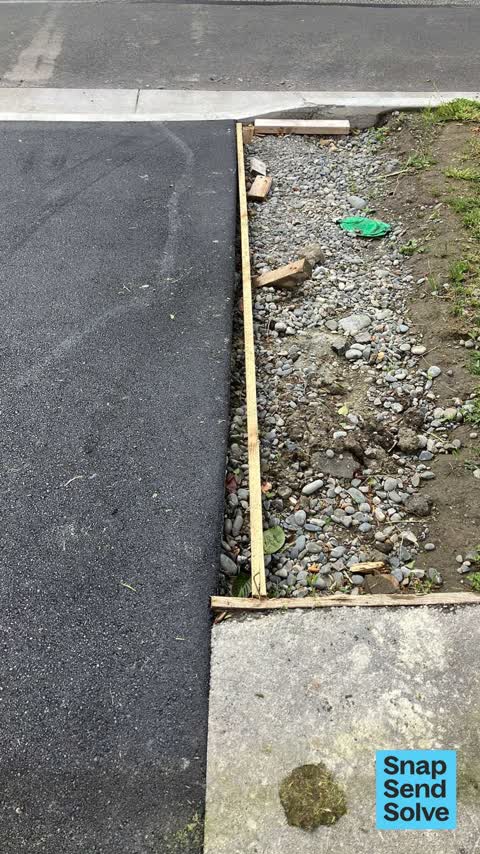 Pavement - Damaged, a report photo