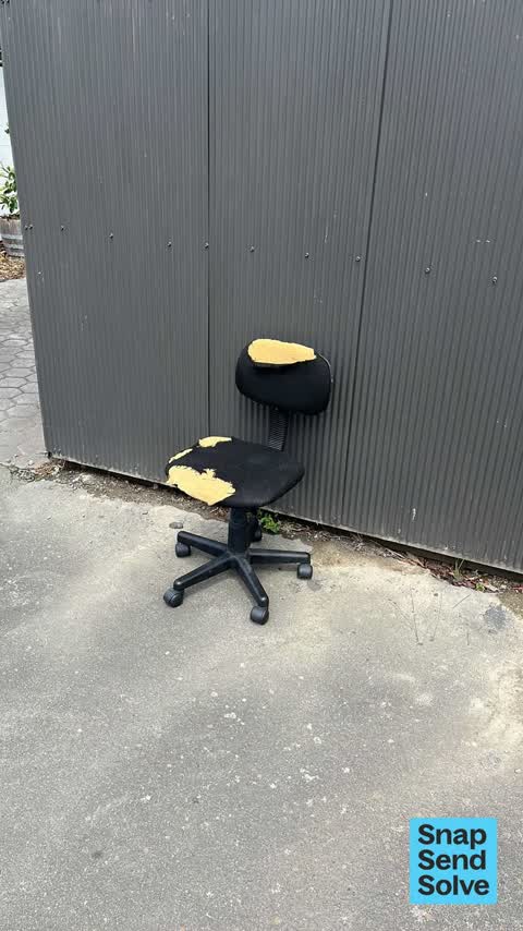 Dumped Rubbish — a report photo