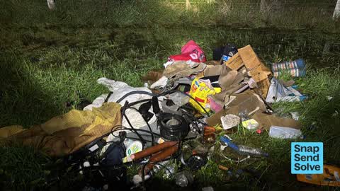 Dumped Rubbish, a report photo