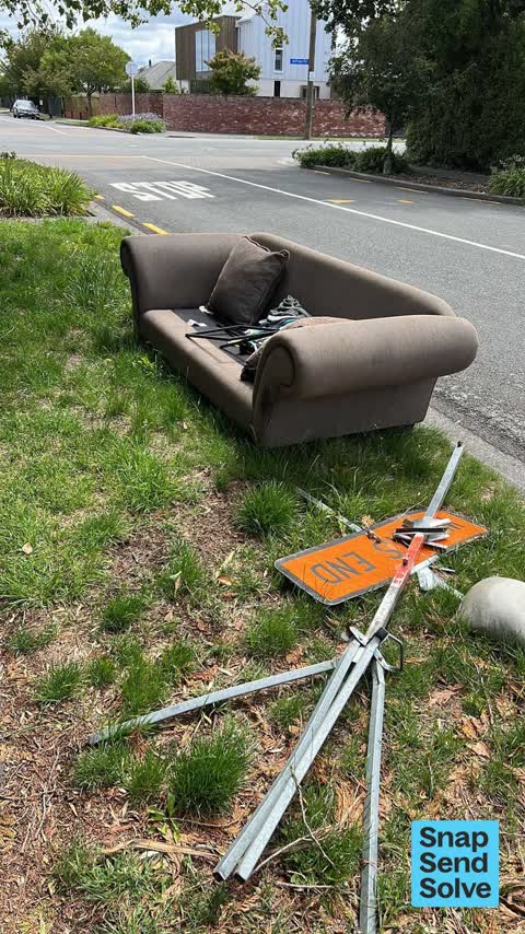Dumped Rubbish, a report photo