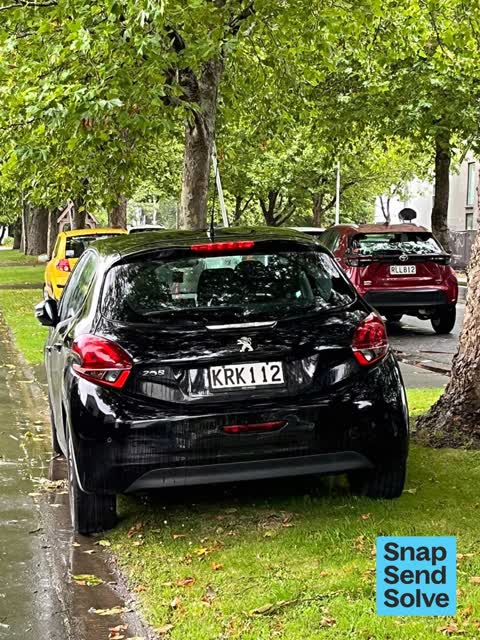 Hazard, vehicle, a report photo
