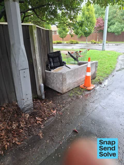 Dumped Rubbish, a report photo