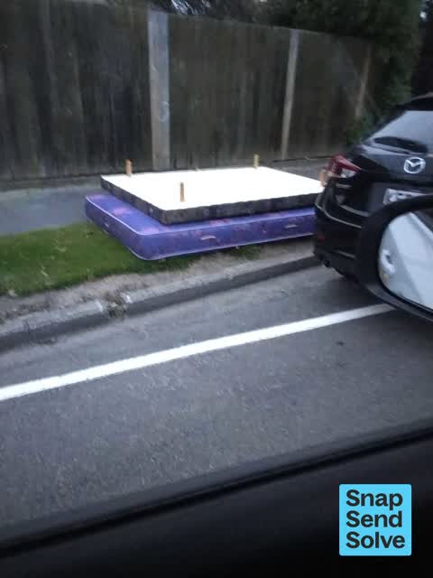 Dumped Rubbish, a report photo