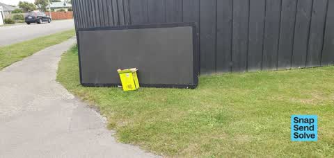 Dumped Rubbish, a report photo