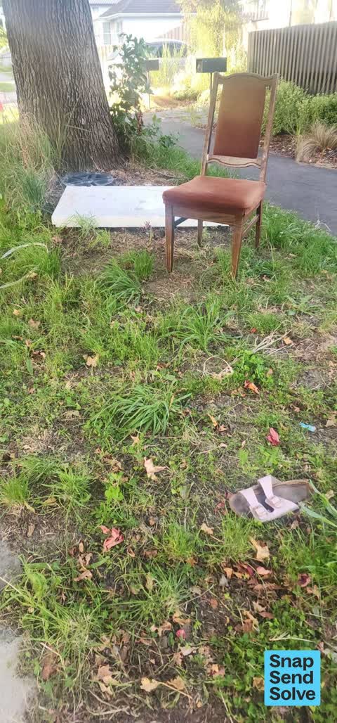 Dumped Rubbish, a report photo