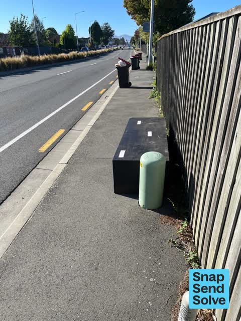 Dumped Rubbish, a report photo