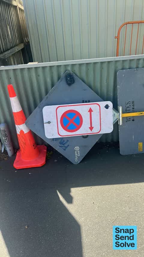 Road Signage, a report photo