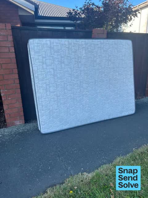 Dumped Rubbish, a report photo