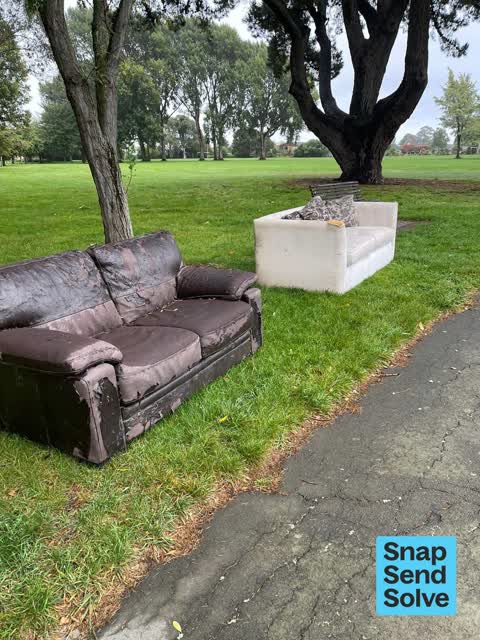 Dumped Rubbish, a report photo