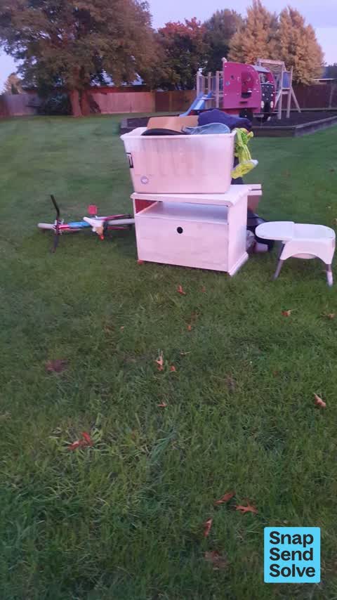 Dumped Rubbish, a report photo