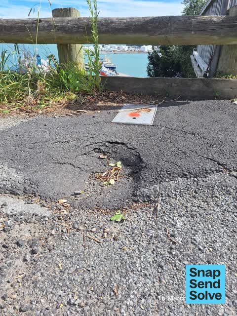Pavement - Damaged, a report photo