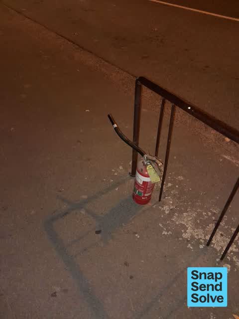Dumped Rubbish, a report photo