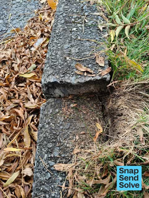Pavement - Damaged, a report photo