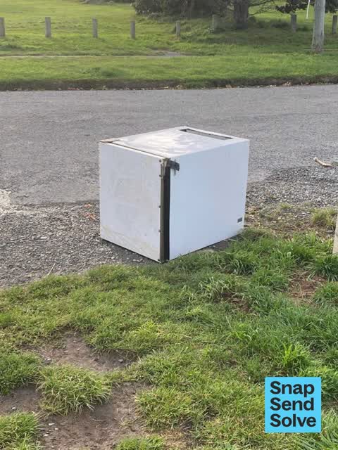 Dumped Rubbish — a report photo