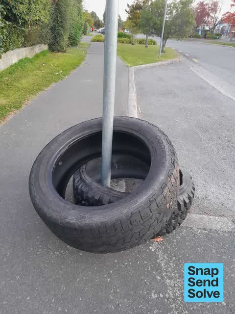 Dumped Rubbish, a report photo
