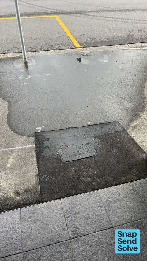 Water Leak, a report photo