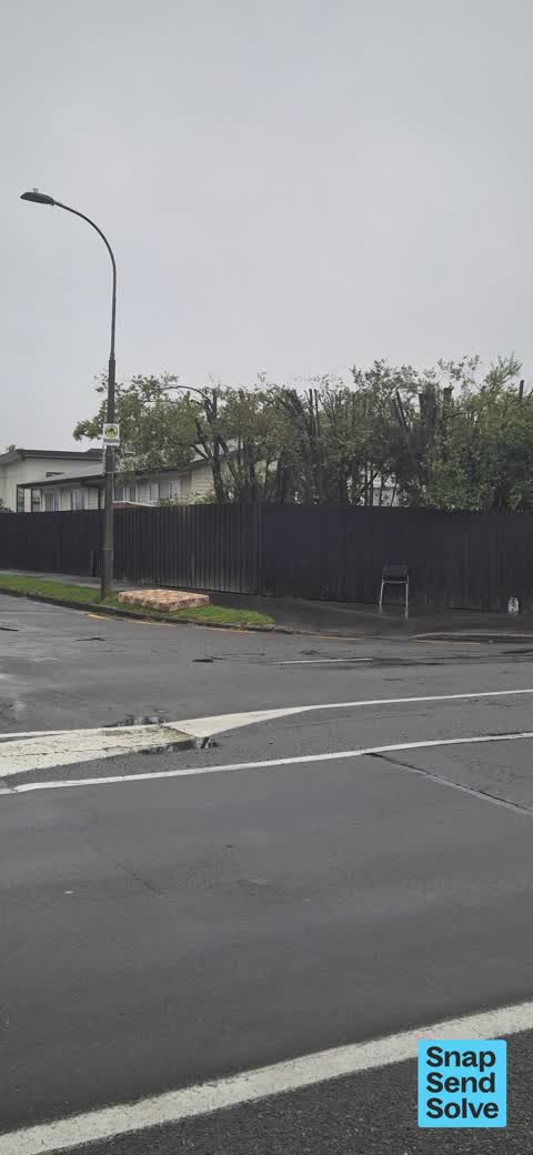 Dumped Rubbish, a report photo