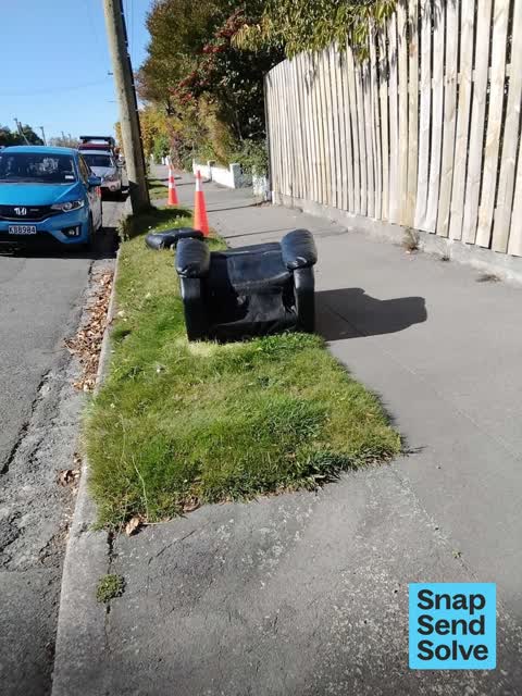 Dumped Rubbish, a report photo