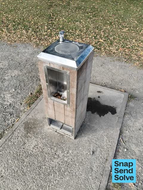 Water Fountain, a report photo